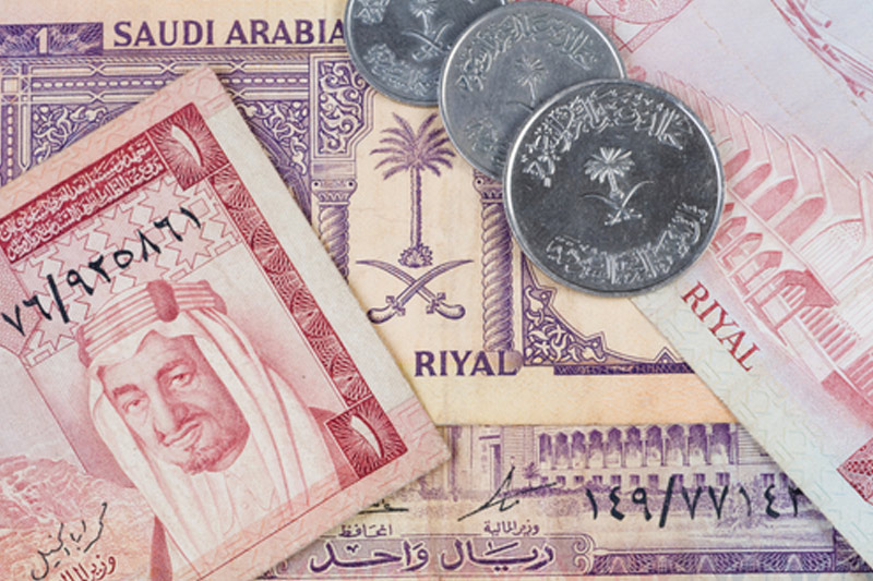 لا يجوز الاستعانة بشخص غير سعودي في تداول العملات الذهبية والمعادن الثمينة