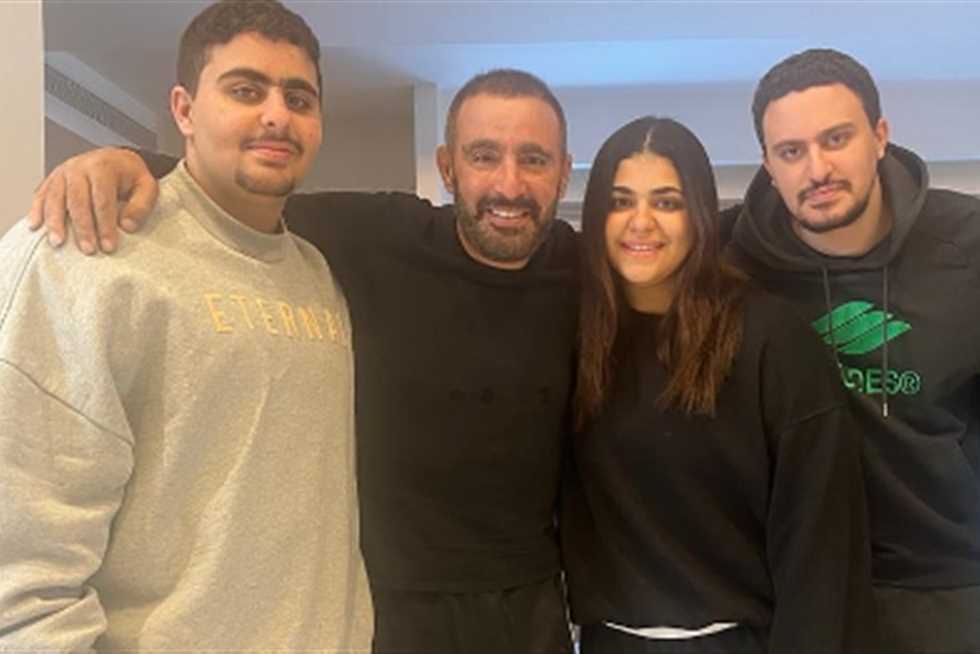الفنان يجيب... هل سيتزوج أحمد السقا مجدداً بعد الطلاق؟
