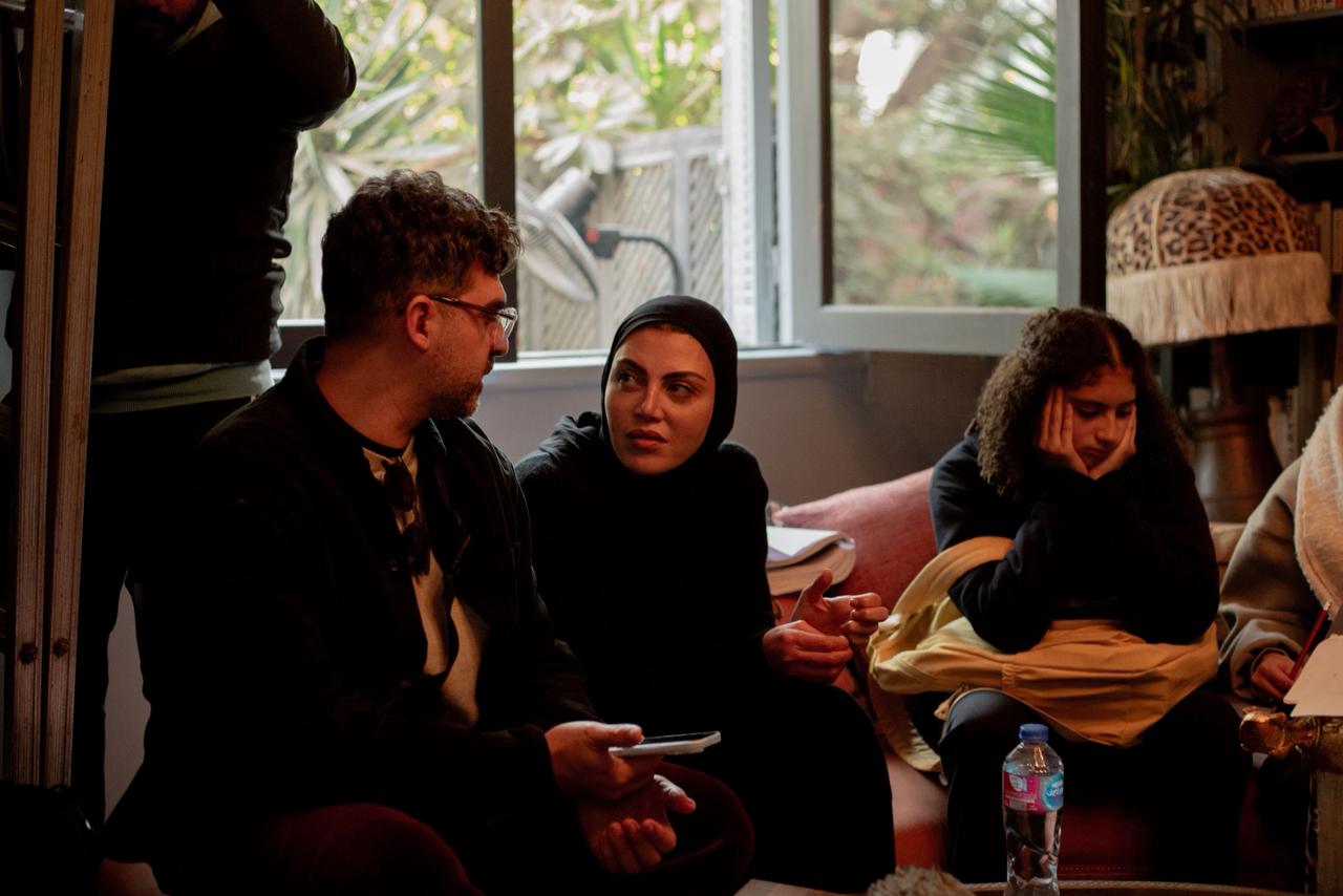 صور جديدة من كواليس مسلسل «توابع» للنجمة ريهام حجاج