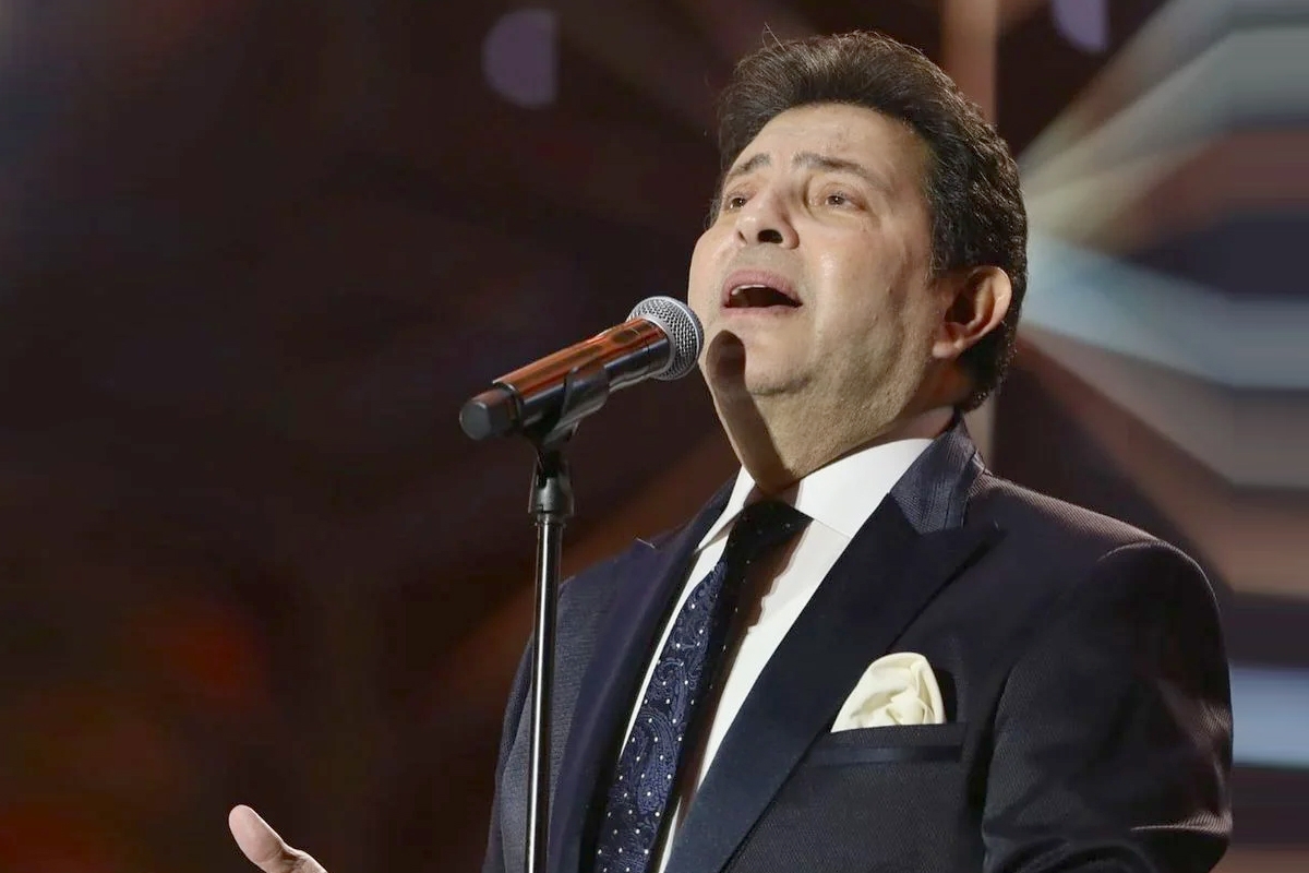 مصطفى كامل: المطرب هاني شاكر حالته حرجة.. إدعوا له