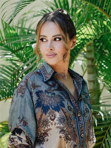 ياسمين رئيس تتصدر 