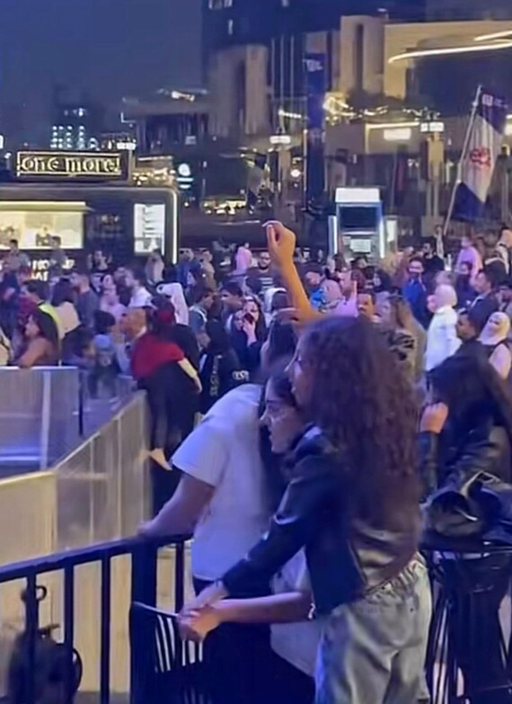 ظهور نادر لـ طيبة ابنة روبي في حفلها الأخير