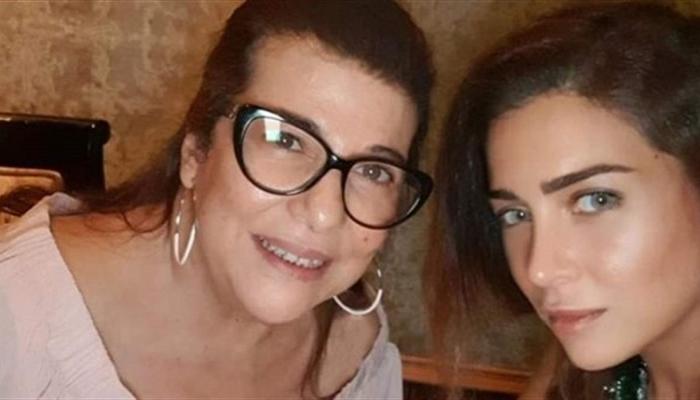 إلغاء عزاء والدة مي عز الدين بسبب حالتها النفسية الصعبة