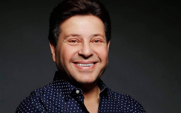 مصطفى كامل: المطرب هاني شاكر حالته حرجة.. إدعوا له