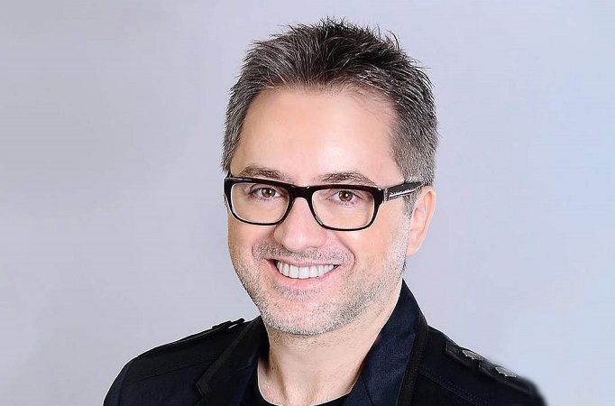 رامي عيّاش يُشعِل مسرح 
