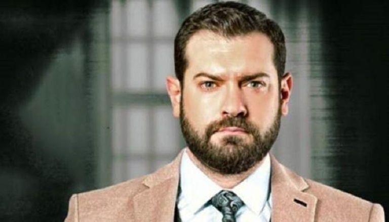 عمرو يوسف يعتذر عن 