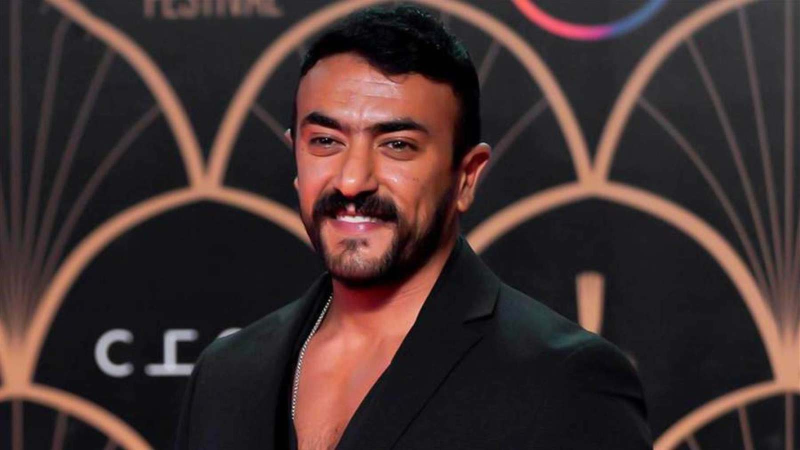 أحمد العوضي يكشف مواصفات فتاة أحلامه: 