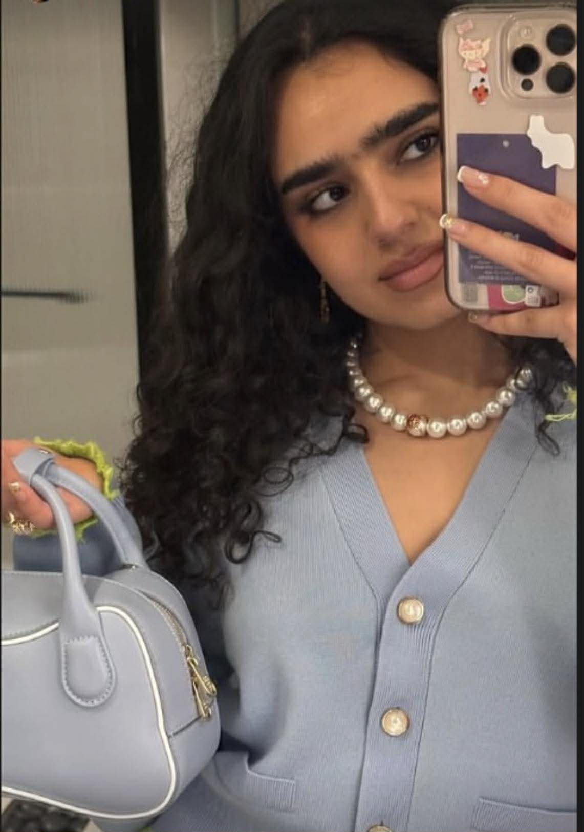 ويجز يفاجىء الجمهور بإعلان زواجه وننشر صورة العروس