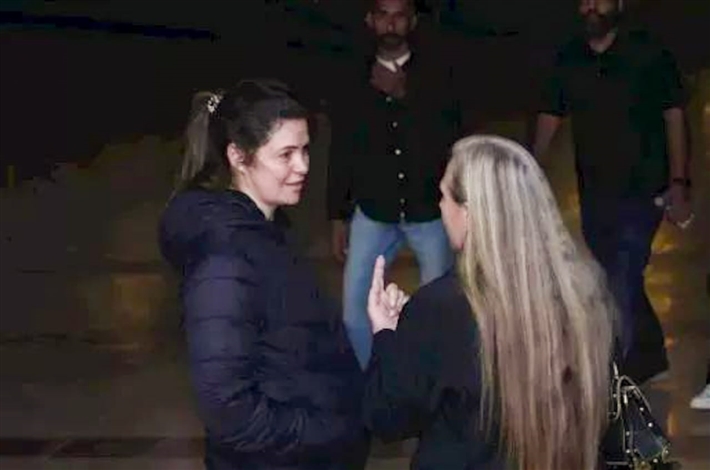 أبرز لقطات عزاء والد منة شلبي بحضور نجوم الفن