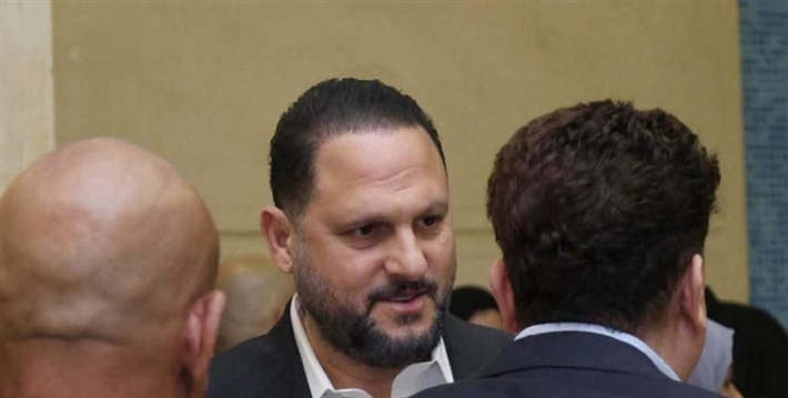 أبرز لقطات عزاء والد منة شلبي بحضور نجوم الفن