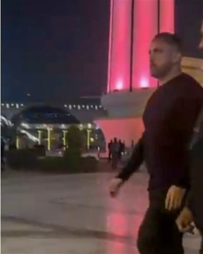 أبرز لقطات عزاء والد منة شلبي بحضور نجوم الفن