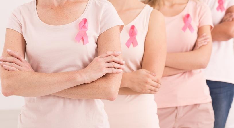 رؤية الثديين في المنام للمرأة العزباء